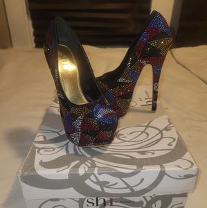 Multi platform heels size 5.5